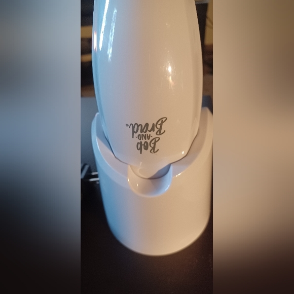 Bob and Brad, Cordless Handheld Masssager. - Picture 4 of 10